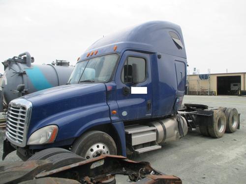 FREIGHTLINER CASCADIA 125