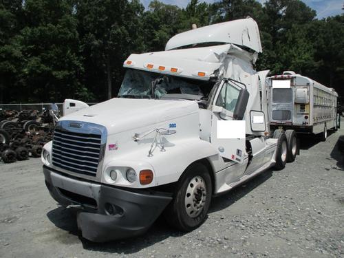 FREIGHTLINER COLUMBIA 120