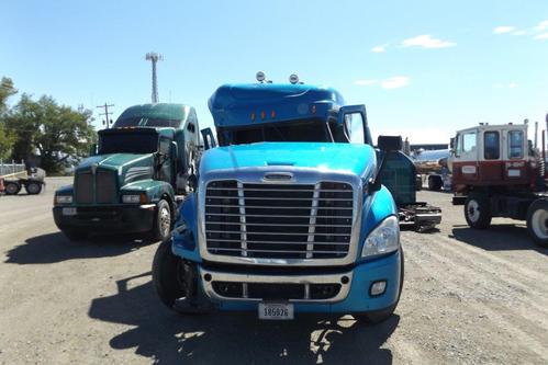 FREIGHTLINER CASCADIA 125