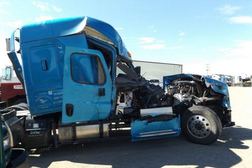 FREIGHTLINER CASCADIA 125