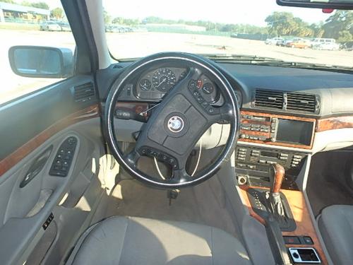 BMW BMW 540i