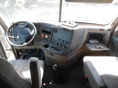 FREIGHTLINER CASCADIA 125