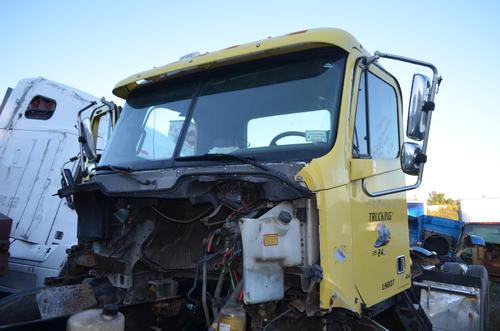 FREIGHTLINER COLUMBIA 120