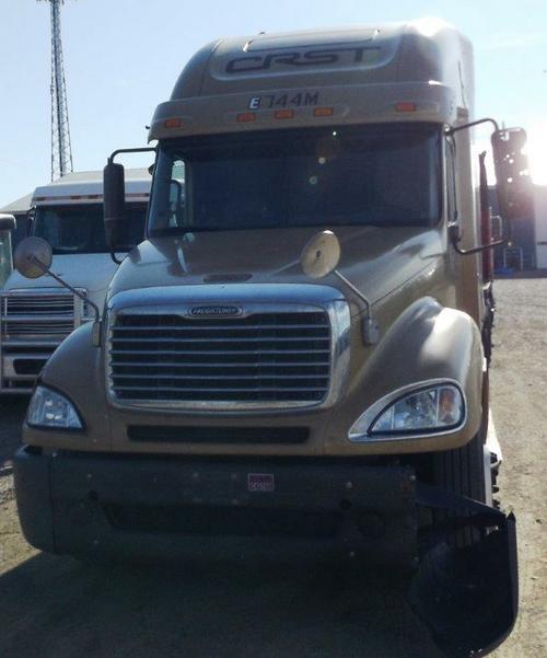 FREIGHTLINER COLUMBIA 120