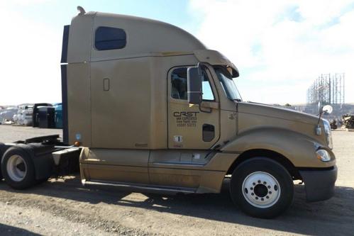 FREIGHTLINER COLUMBIA 120