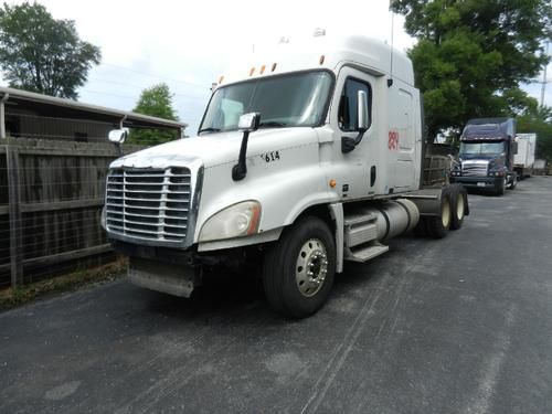 FREIGHTLINER CASCADIA