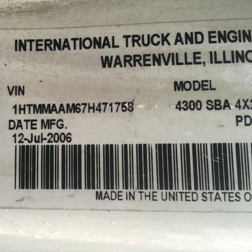 INTERNATIONAL 4300