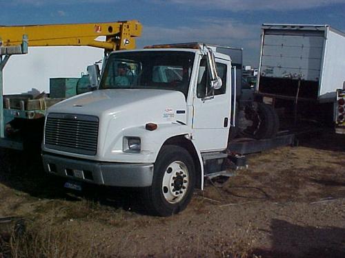 FREIGHTLINER FL70