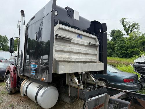 FREIGHTLINER CORONADO 122