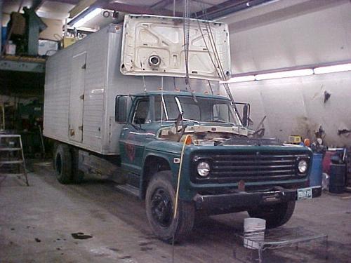 FORD F600