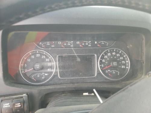 INTERNATIONAL MV607