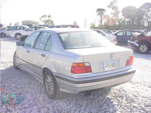 BMW BMW 328i