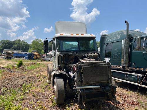 FREIGHTLINER COLUMBIA 120