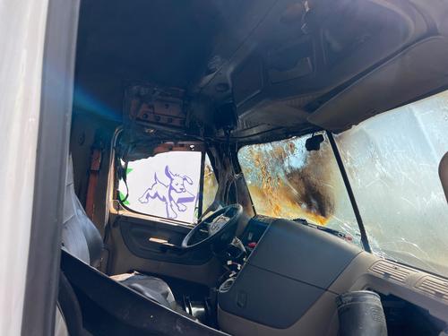 FREIGHTLINER CASCADIA