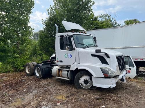 VOLVO VNL