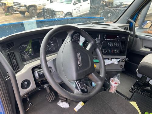 FREIGHTLINER CASCADIA