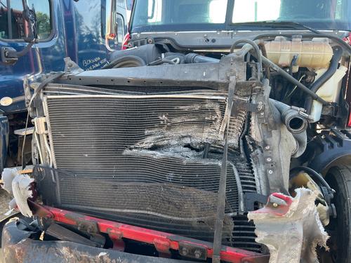FREIGHTLINER COLUMBIA