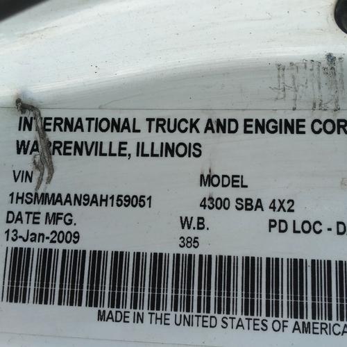 INTERNATIONAL 4300