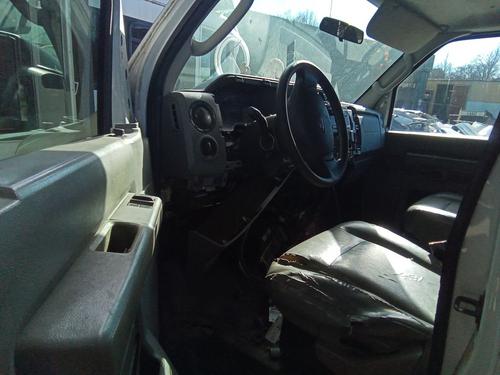FORD FORD E150 VAN