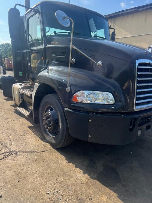 MACK CXU613