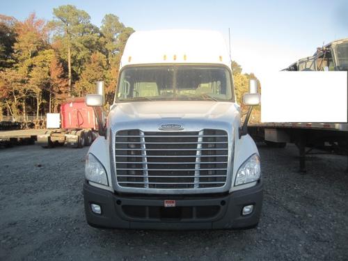 FREIGHTLINER CASCADIA 125