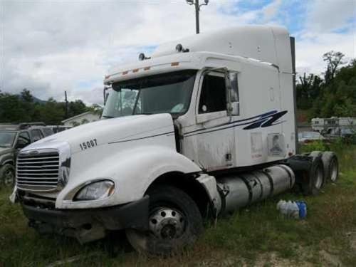 FREIGHTLINER COLUMBIA 120