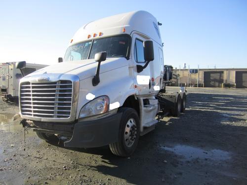 FREIGHTLINER CASCADIA 125