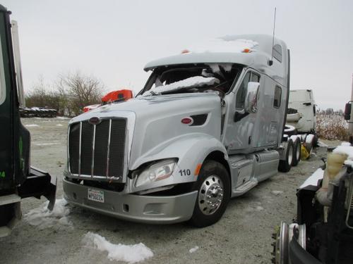 PETERBILT 587