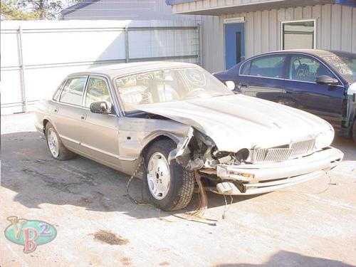 JAGUAR XJ6