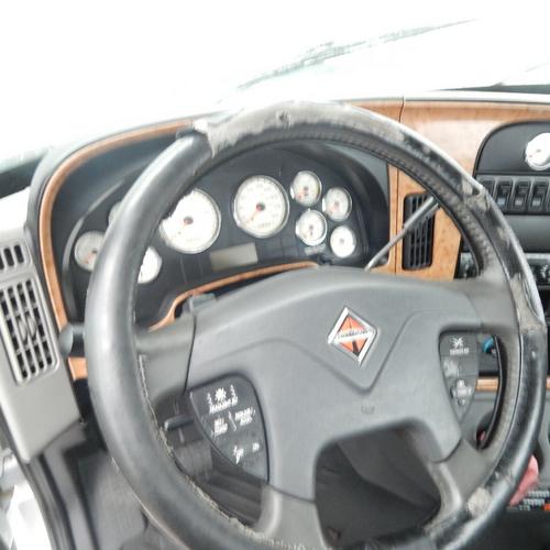 INTERNATIONAL 7700