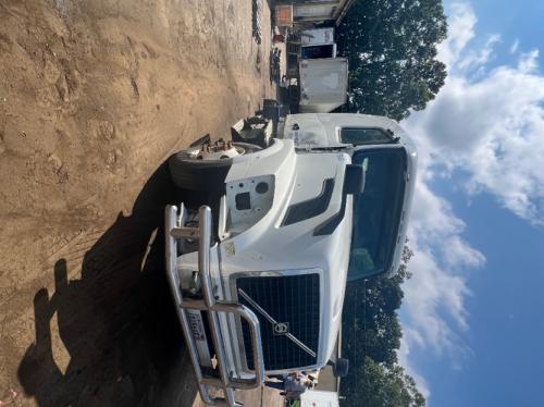 VOLVO VNL