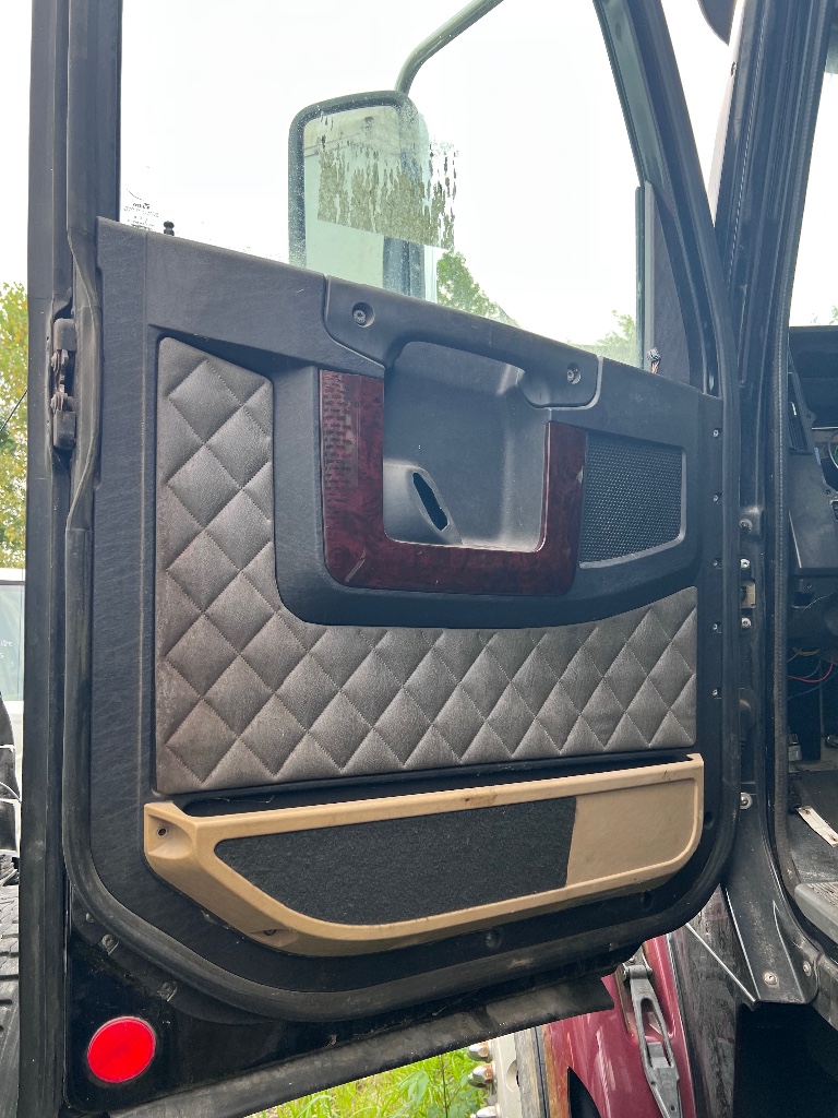 FREIGHTLINER CORONADO 122