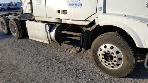 VOLVO VNL