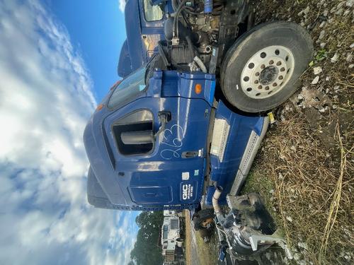 FREIGHTLINER CASCADIA
