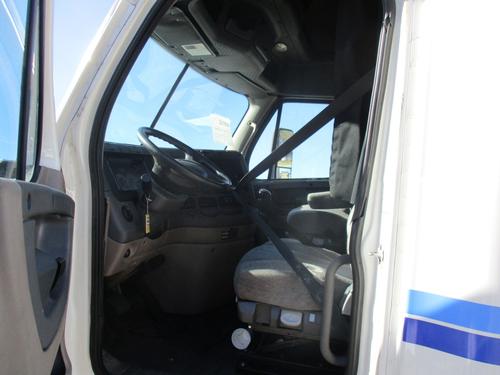 FREIGHTLINER CASCADIA 125