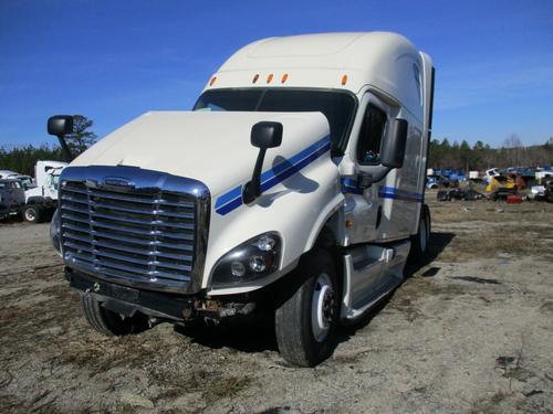 FREIGHTLINER CASCADIA 125