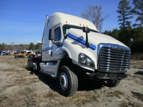 FREIGHTLINER CASCADIA 125