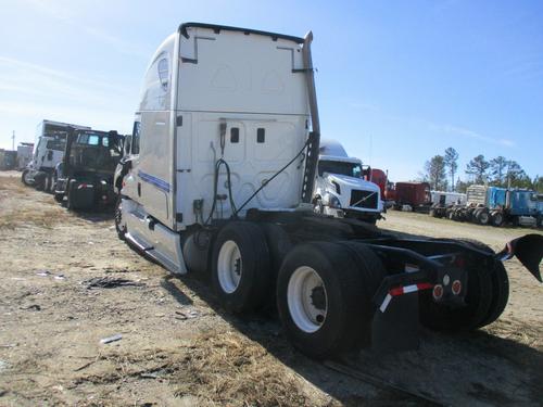 FREIGHTLINER CASCADIA 125