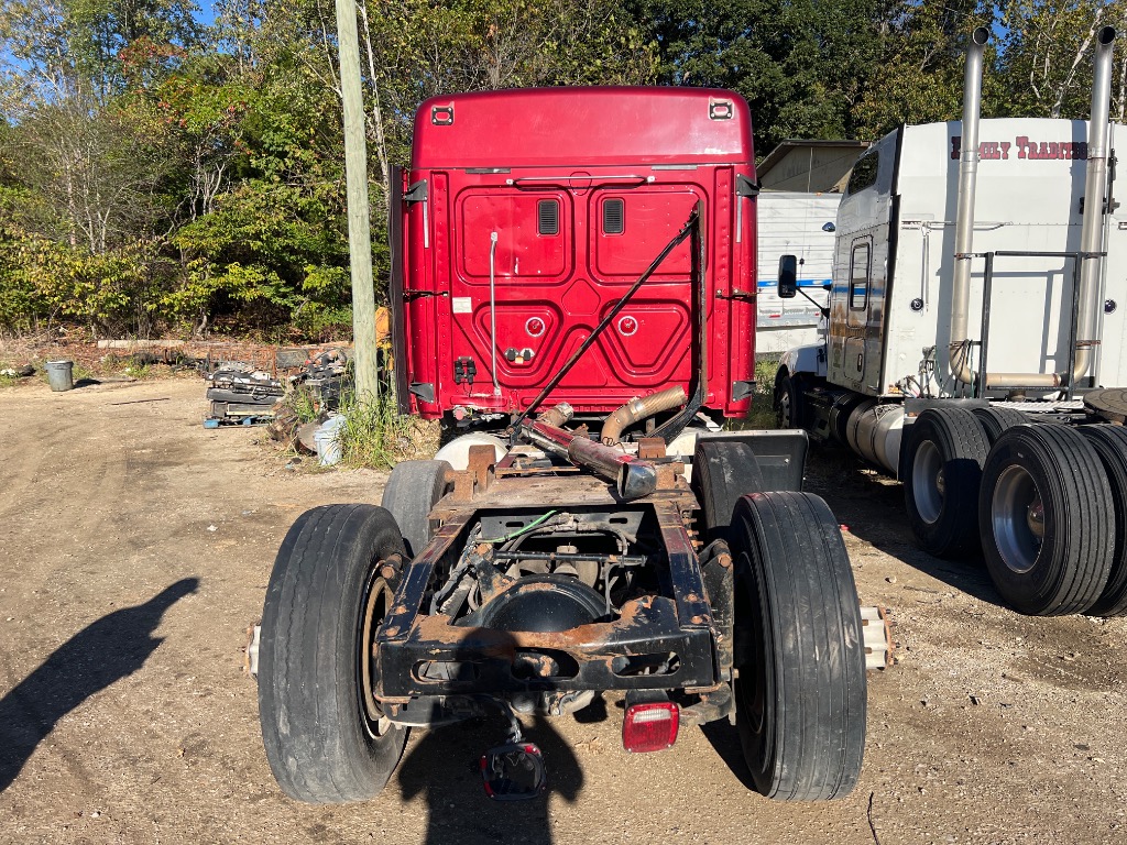 FREIGHTLINER CASCADIA