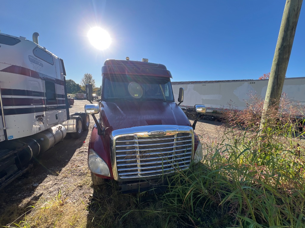 FREIGHTLINER CASCADIA