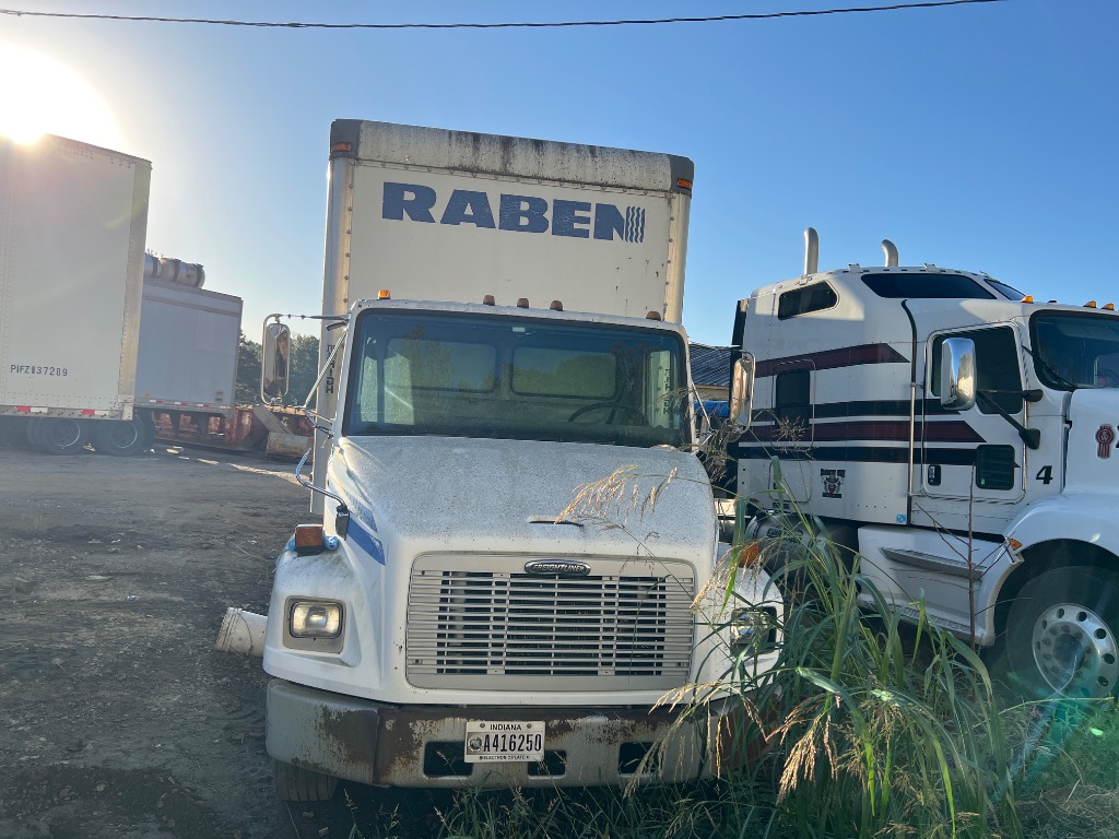 FREIGHTLINER FL60
