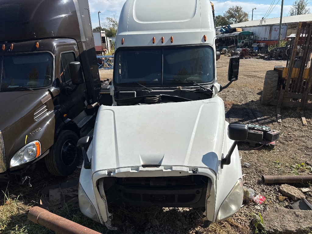 FREIGHTLINER CASCADIA