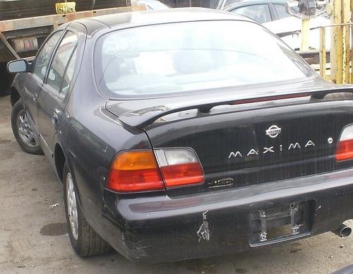 NISSAN MAXIMA