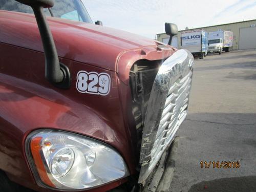 FREIGHTLINER CASCADIA 125