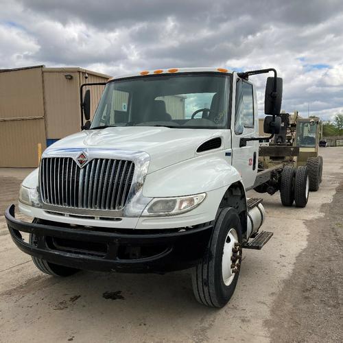 INTERNATIONAL 4300