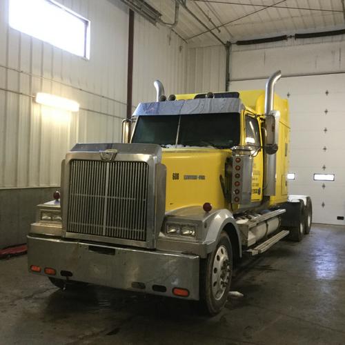 WESTERN STAR TRUCKS 4900EX
