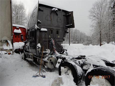 FREIGHTLINER CASCADIA 125