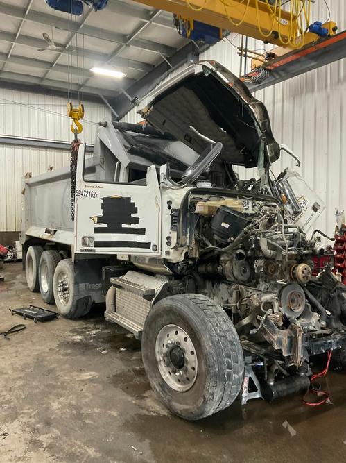 WESTERN STAR TRUCKS 4700