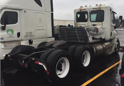 FREIGHTLINER CASCADIA