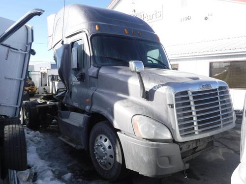 FREIGHTLINER CASCADIA 125